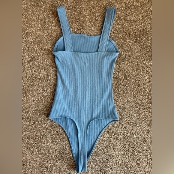 American Eagle Square Neck Plush Tank Bodysuit - Picture 4 of 10